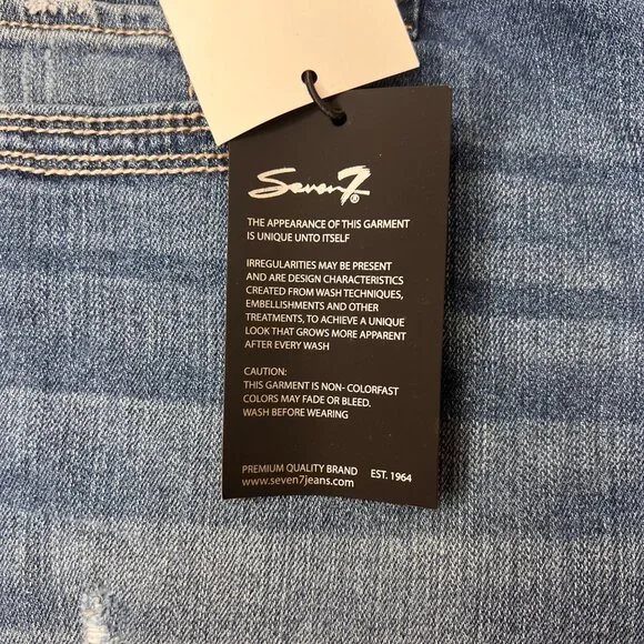 Seven7 Women's Denim Shorts Distressed Frayed Hem Size 12 Blue - Picture 4 of 10